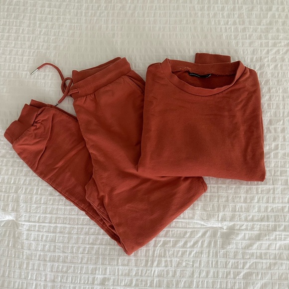 ASOS Burnt Orange Sweatshirt and Joggers Set - Picture 1 of 4